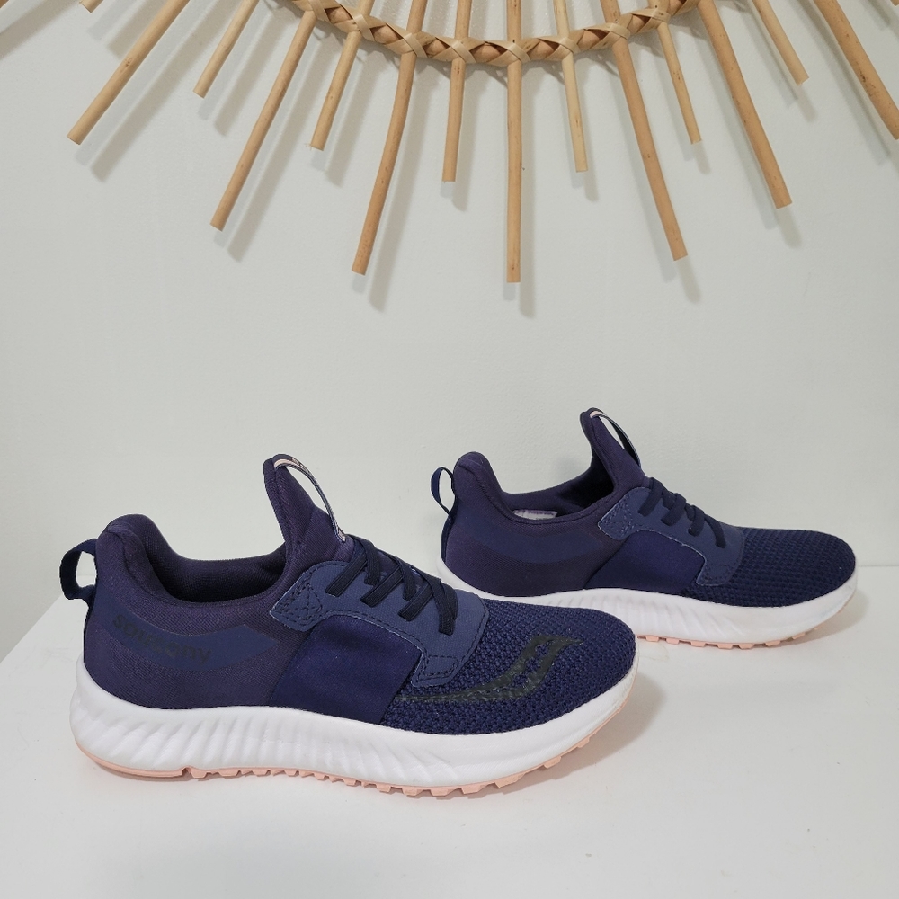SAUCONY Stretch & Go Sneakers - Picture 2 of 10